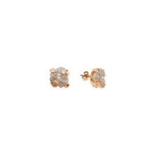 Diamond stud earrings from the Verum collection