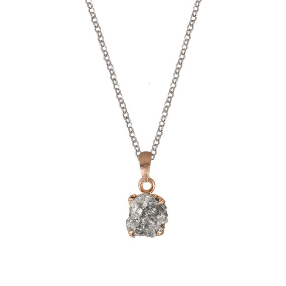 Silver necklace with an uncut diamond from the Verum collection by ORSKA jewelry