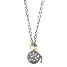 Short necklace with an openwork pendant from the Morocco collection