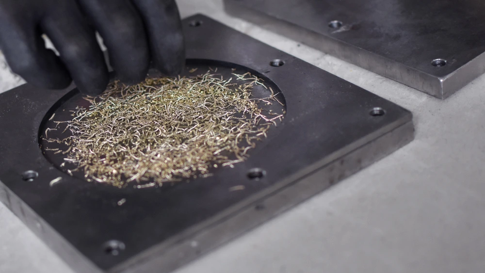 Tworzenie kamienia New stone z recyklingowanego plastiku