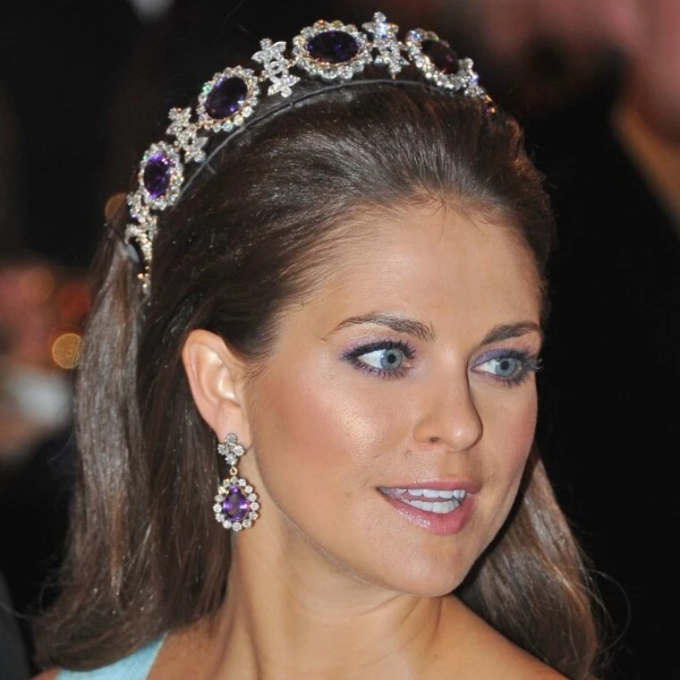 Tiara z ametystami