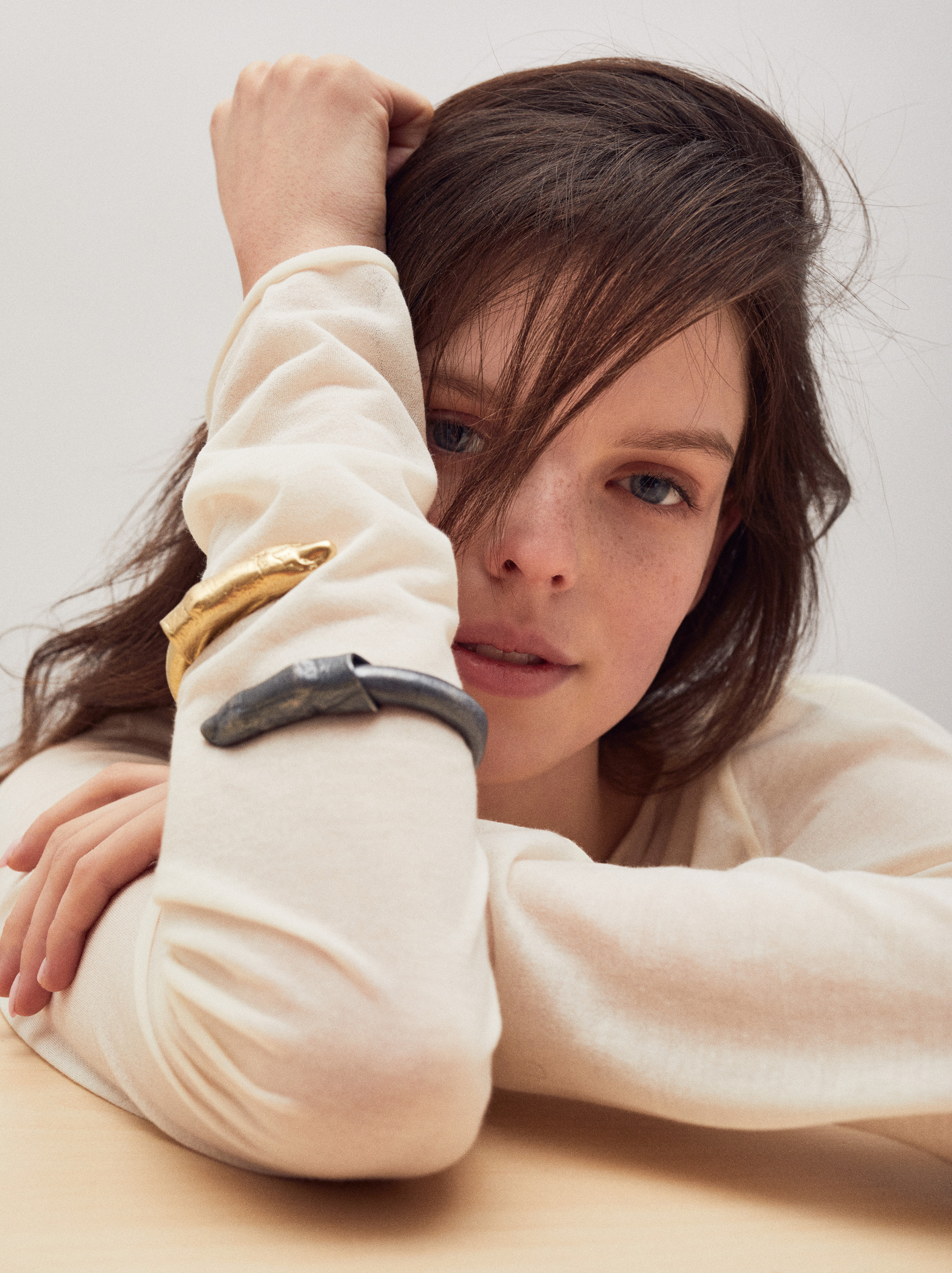 biżuteria ORSKA w Harper's Bazaar Ukraine, artystyczna bransoletka z kolekcji Body,